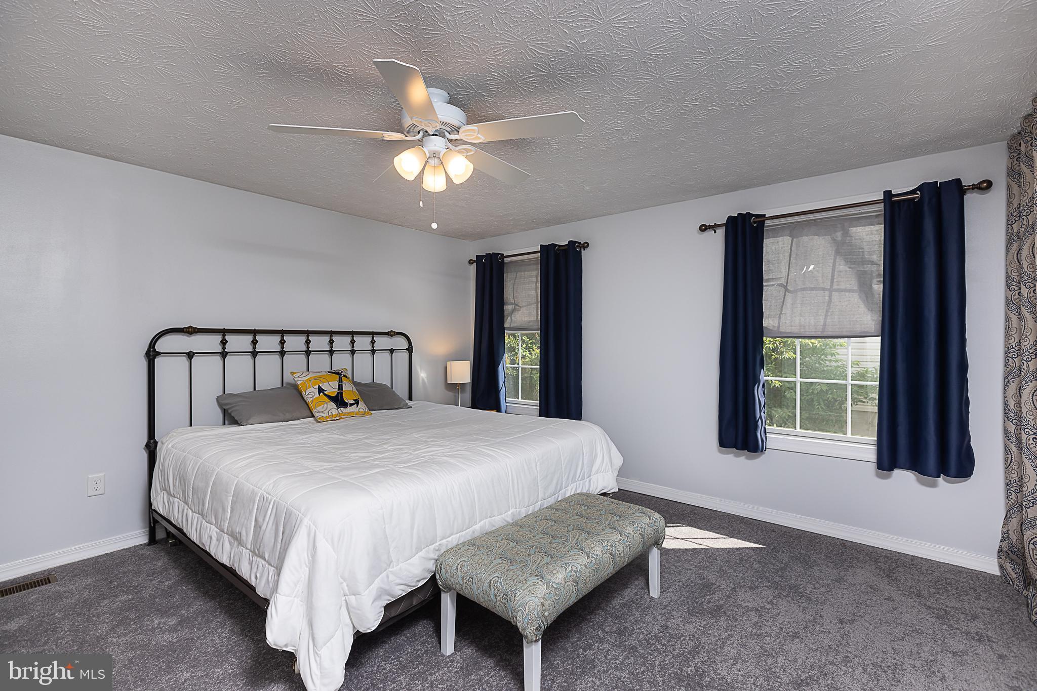 HUNT COUNTRY ESTATES - Residential