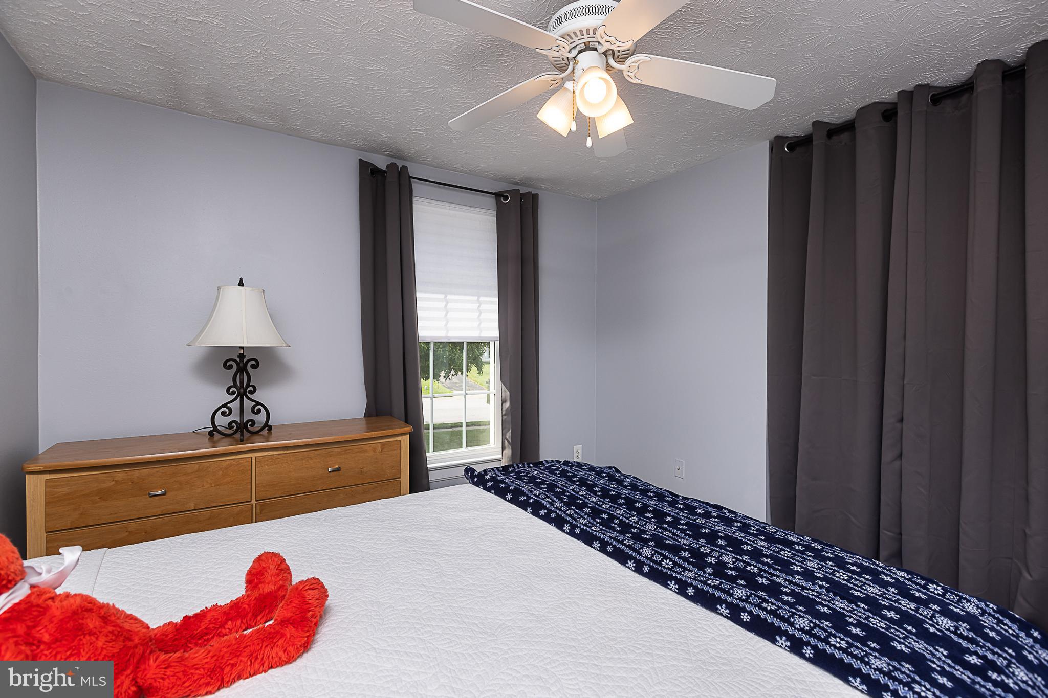 HUNT COUNTRY ESTATES - Residential