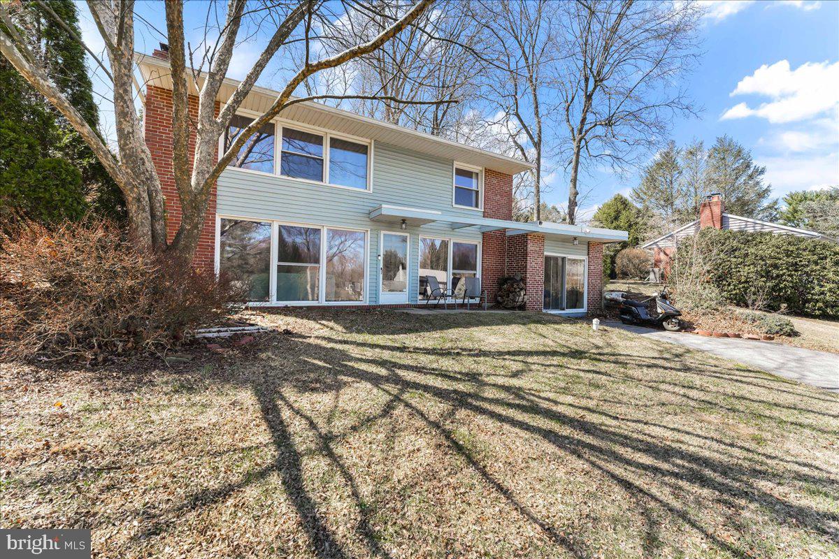 HIGH MEADOW - Residential