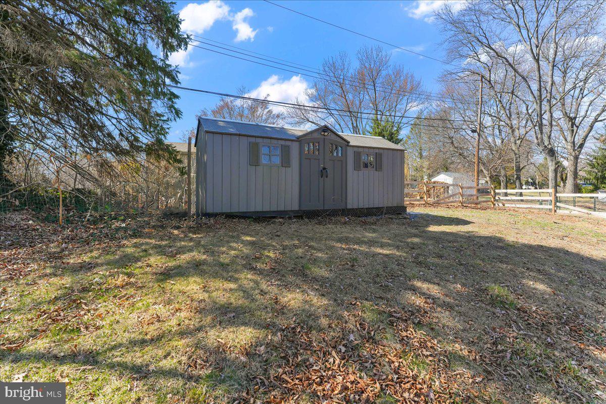 HIGH MEADOW - Residential