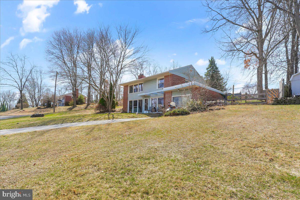 HIGH MEADOW - Residential