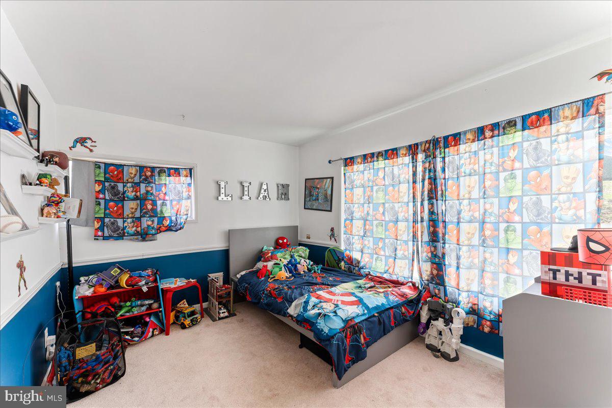 HIGH MEADOW - Residential