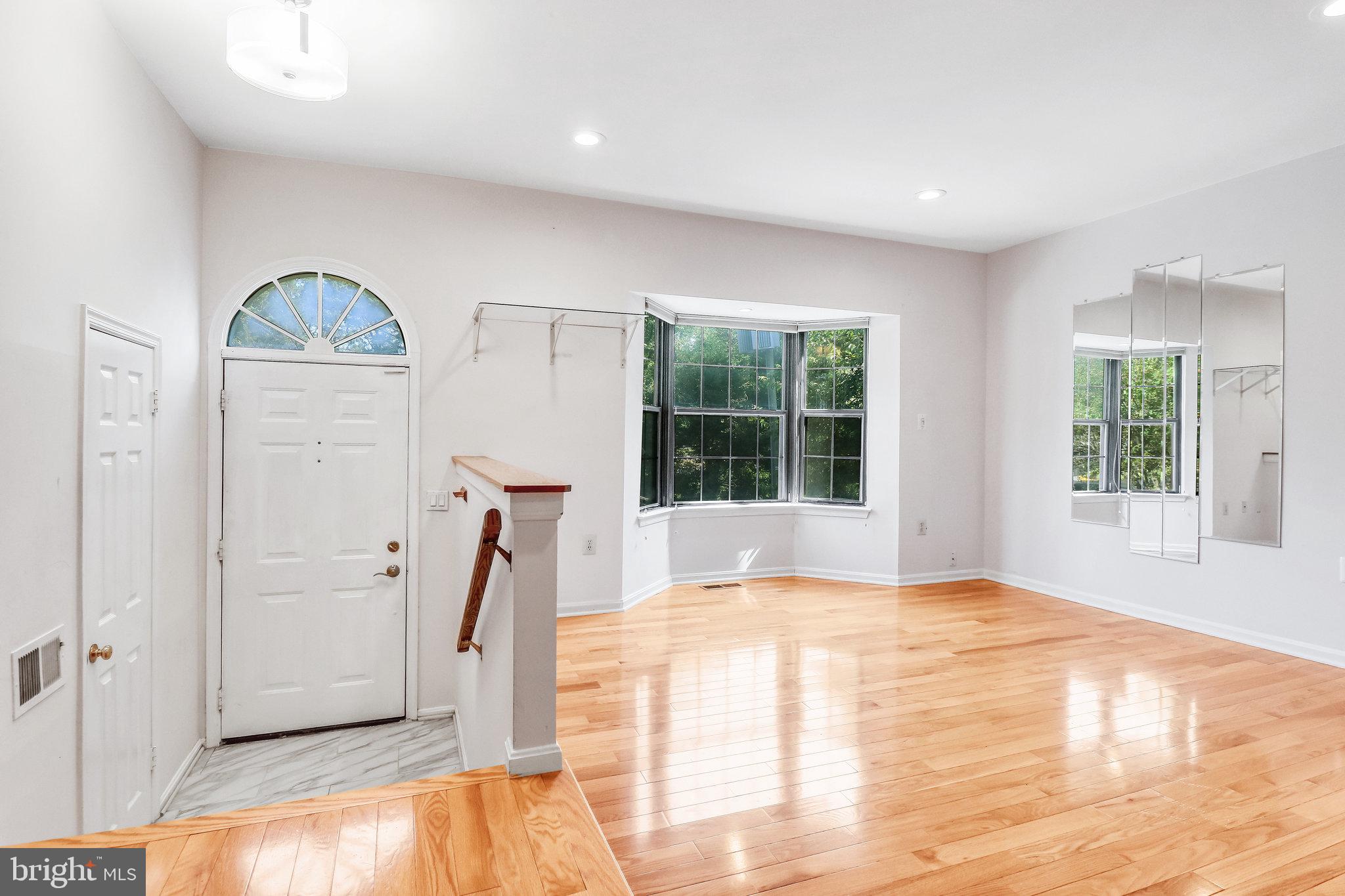 3964 ROSEBAY COURT