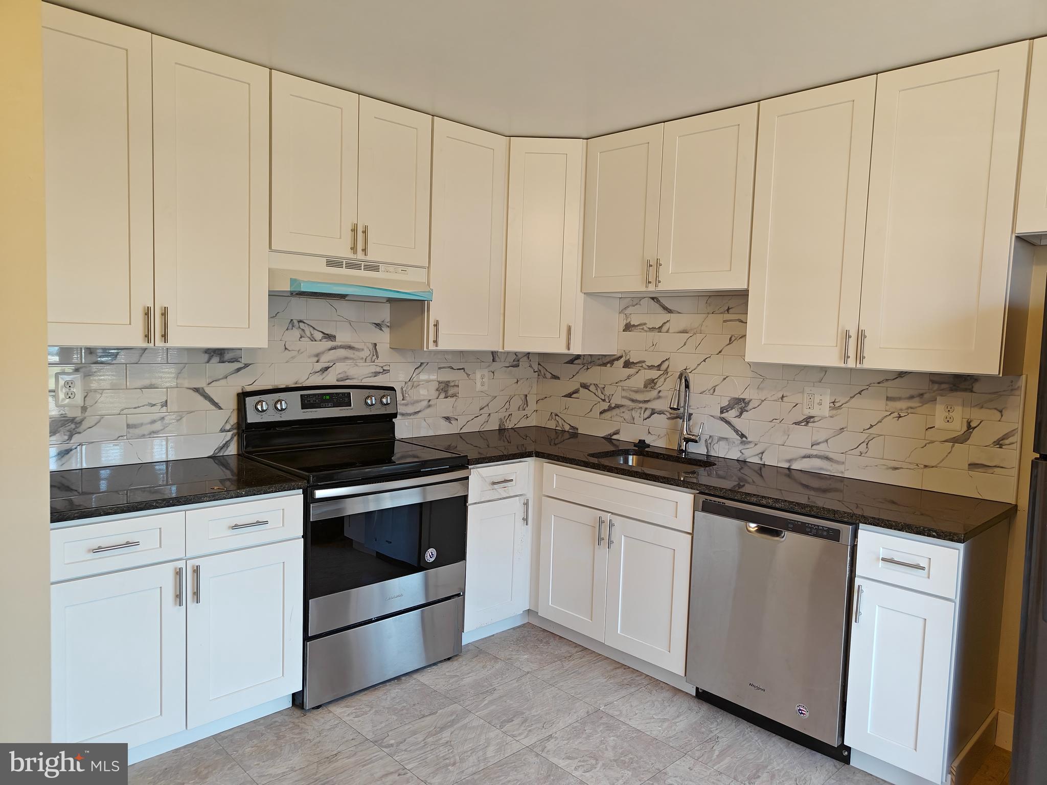 LANCASTER / WESTLAKE VILLAGE - Residential