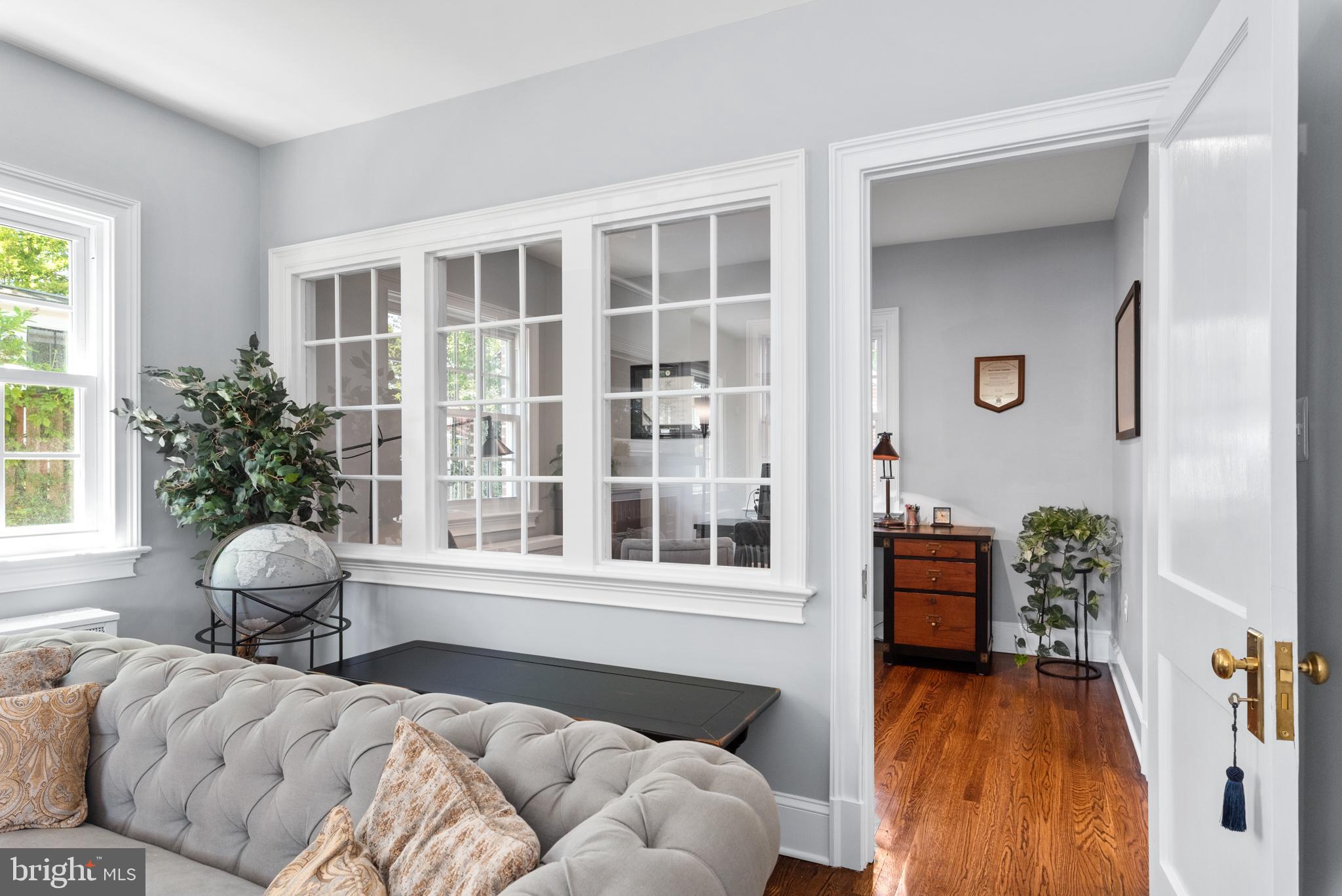 MURRAY HILL - Residential