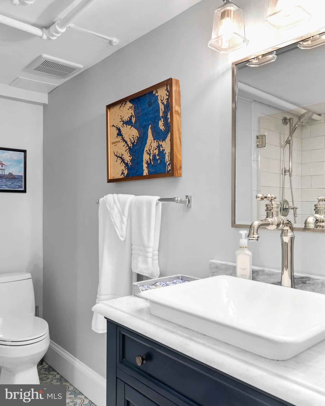 MURRAY HILL - Residential