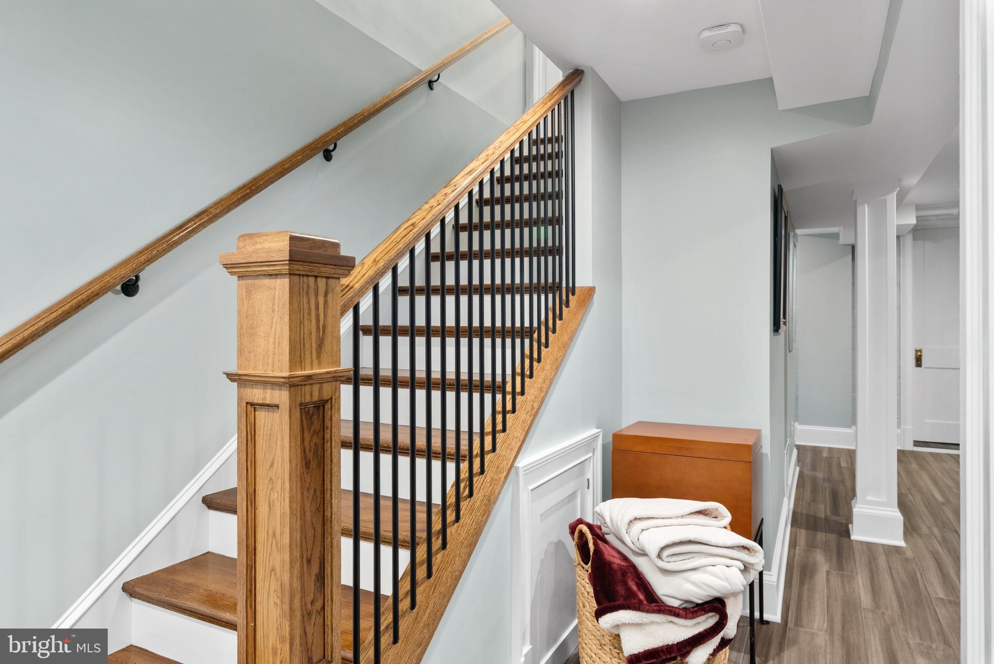 MURRAY HILL - Residential