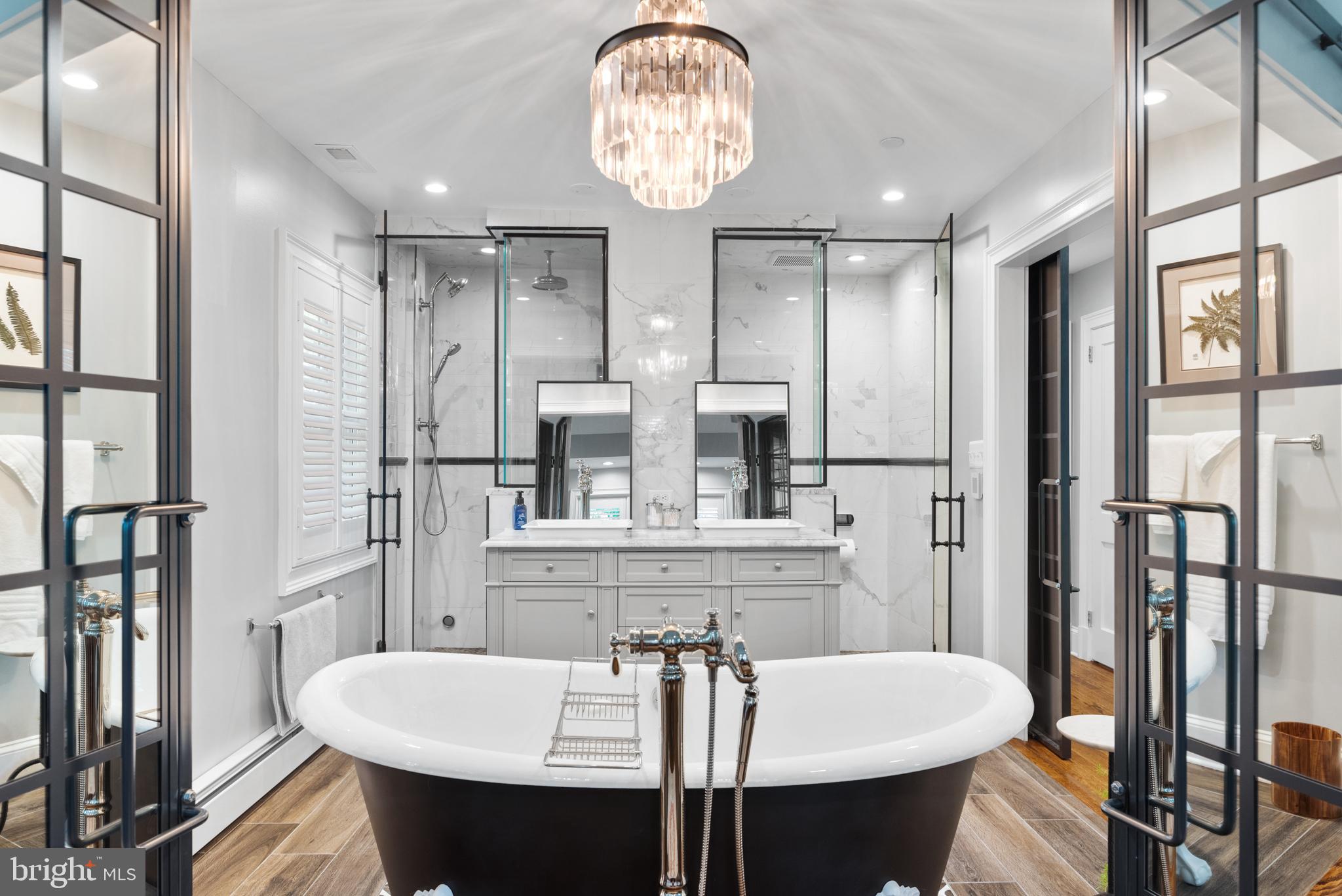 MURRAY HILL - Residential