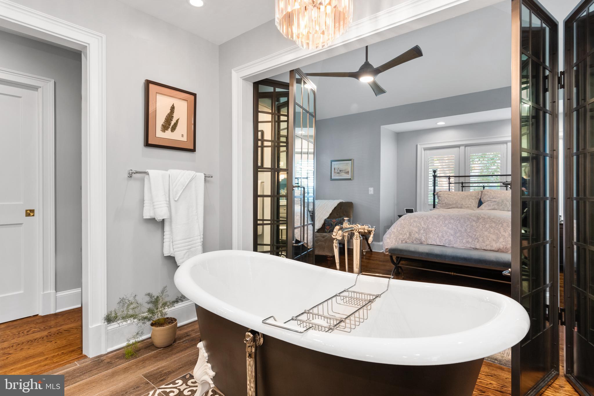 MURRAY HILL - Residential