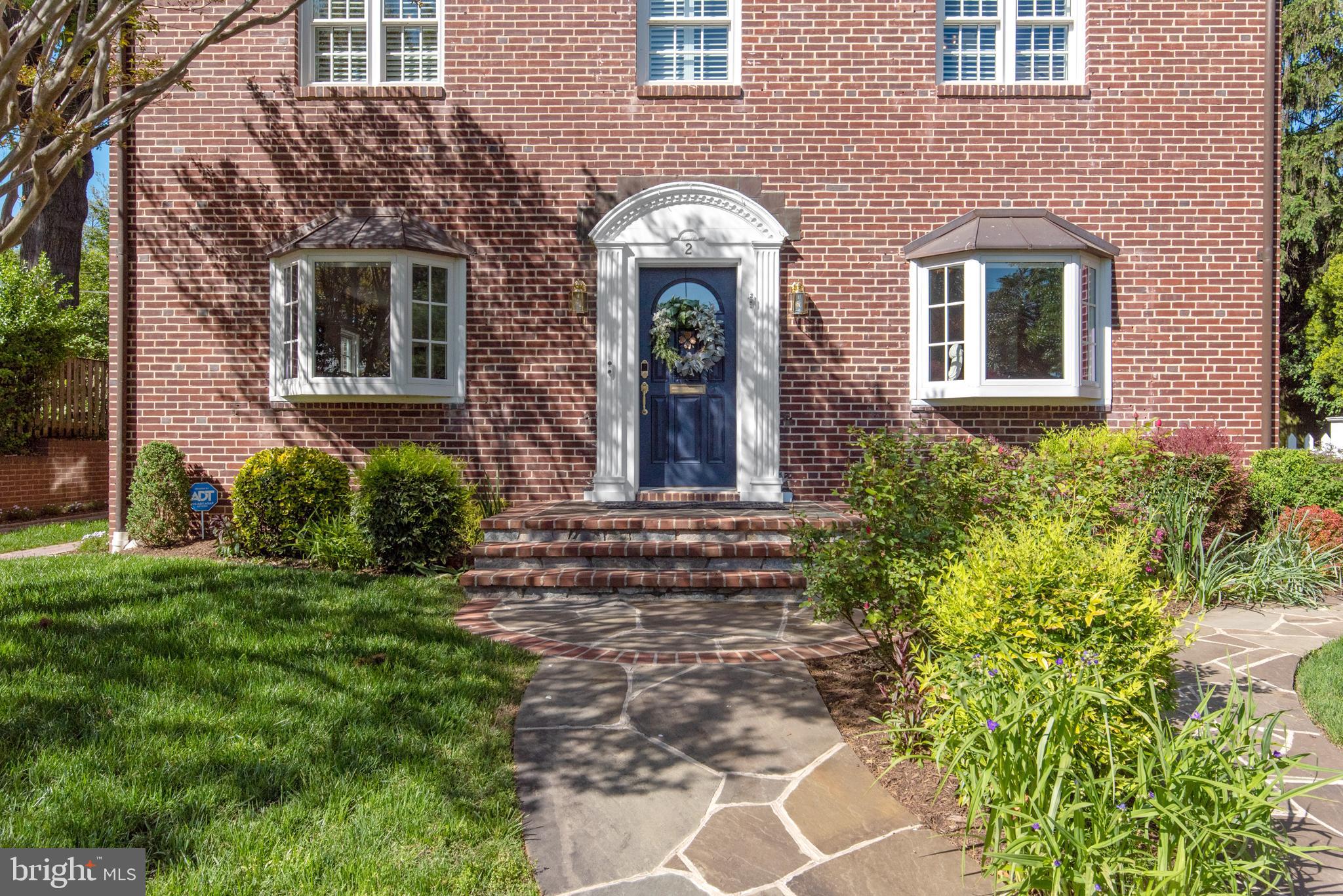 MURRAY HILL - Residential