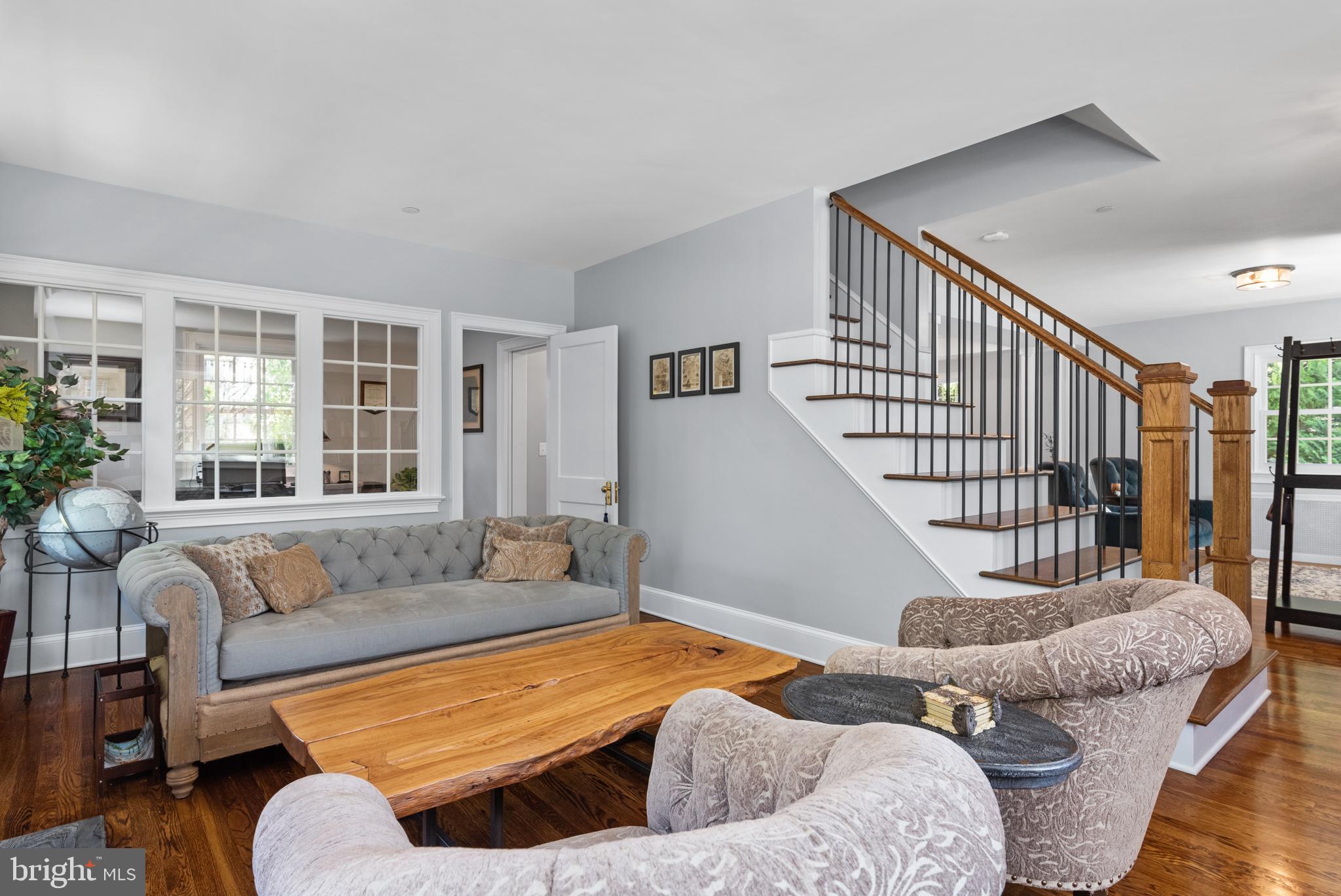 MURRAY HILL - Residential