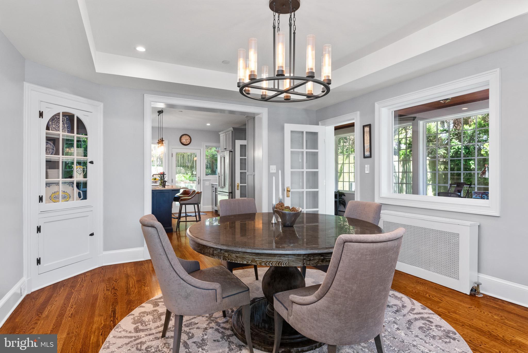 MURRAY HILL - Residential