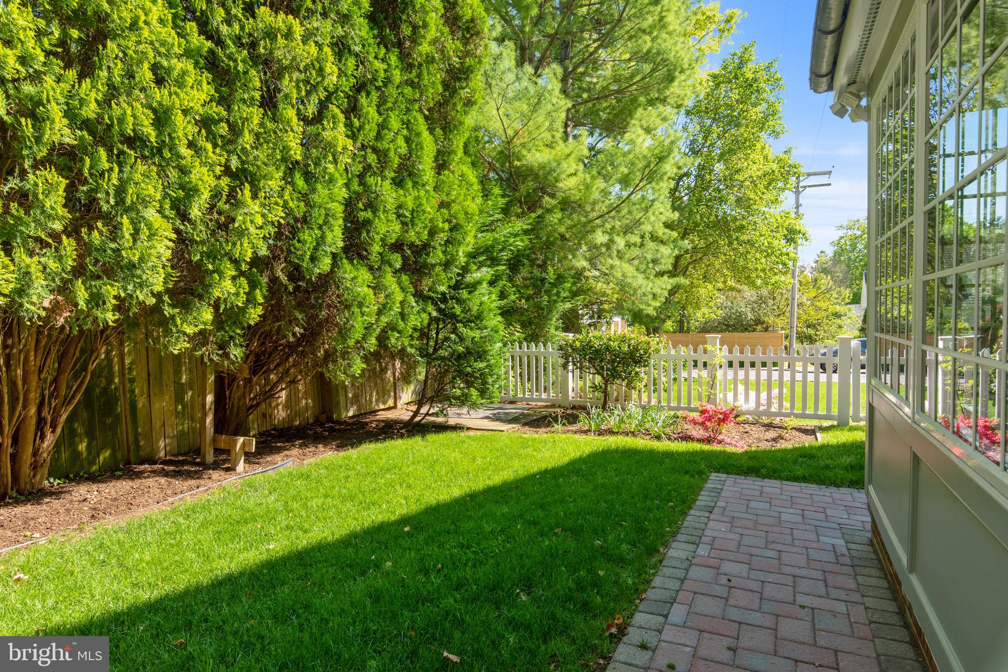 MURRAY HILL - Residential