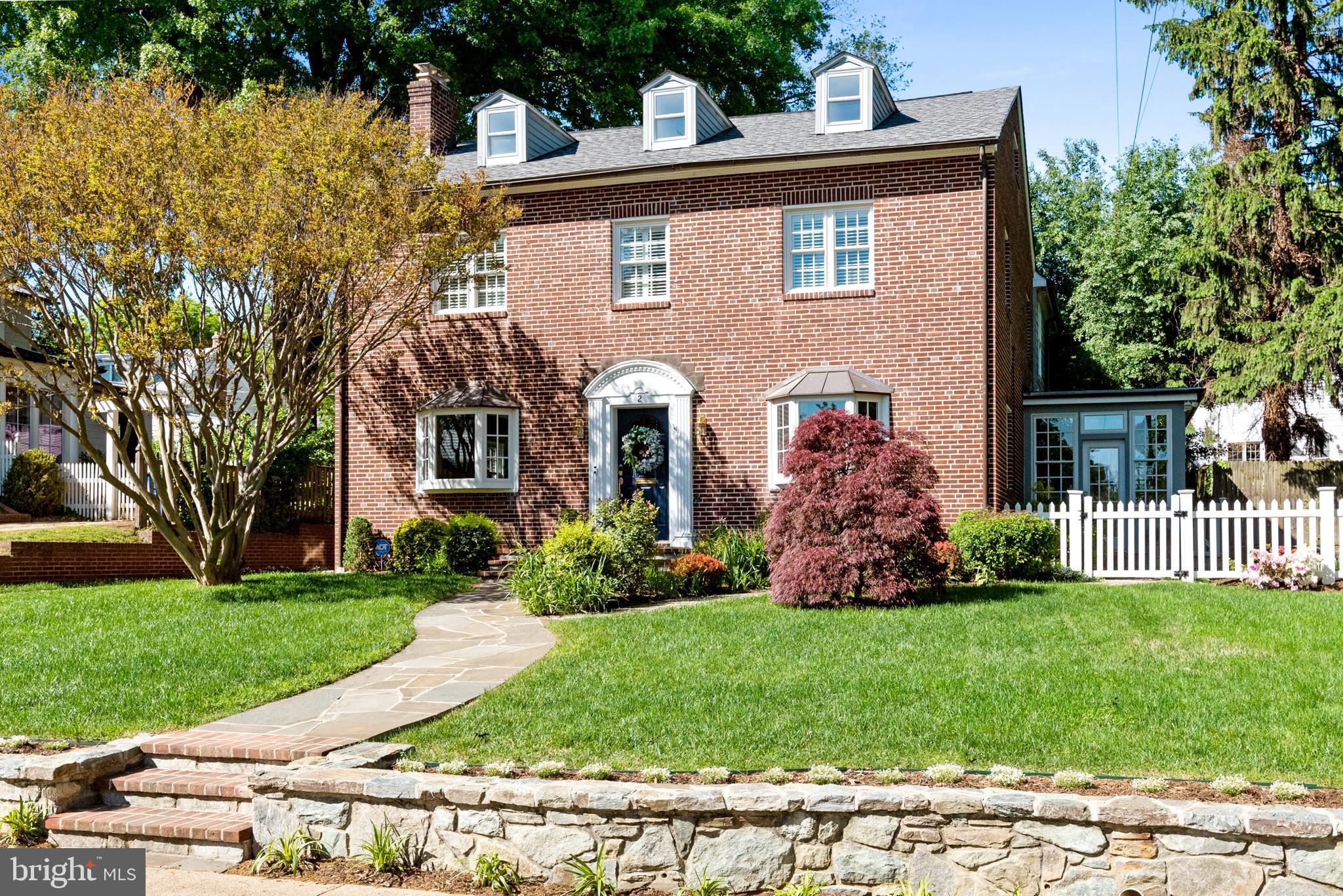 MURRAY HILL - Residential