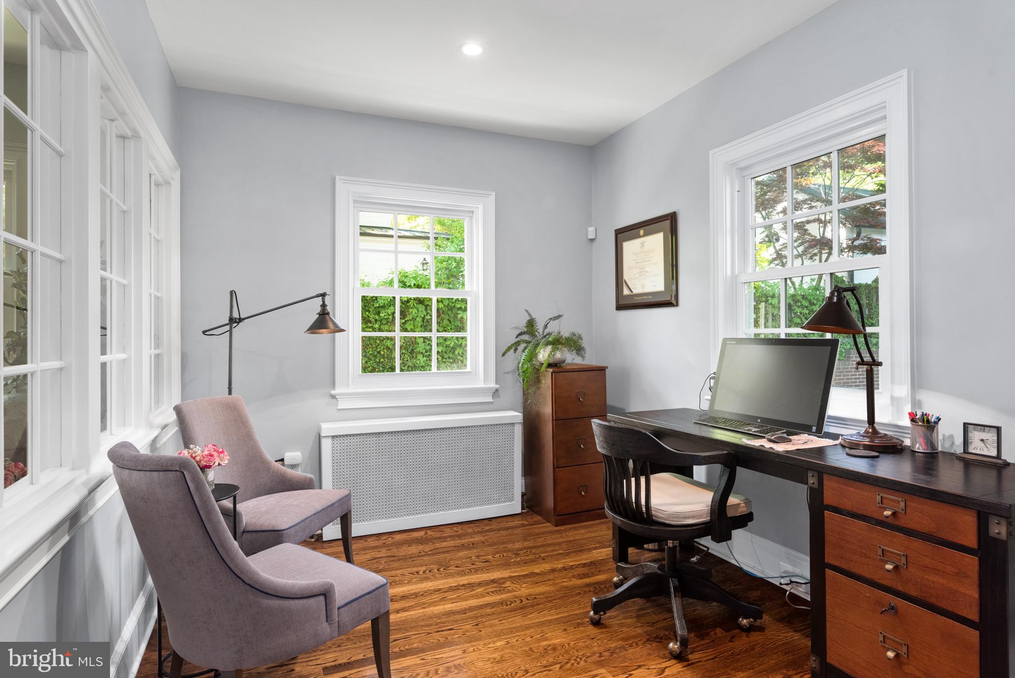 MURRAY HILL - Residential