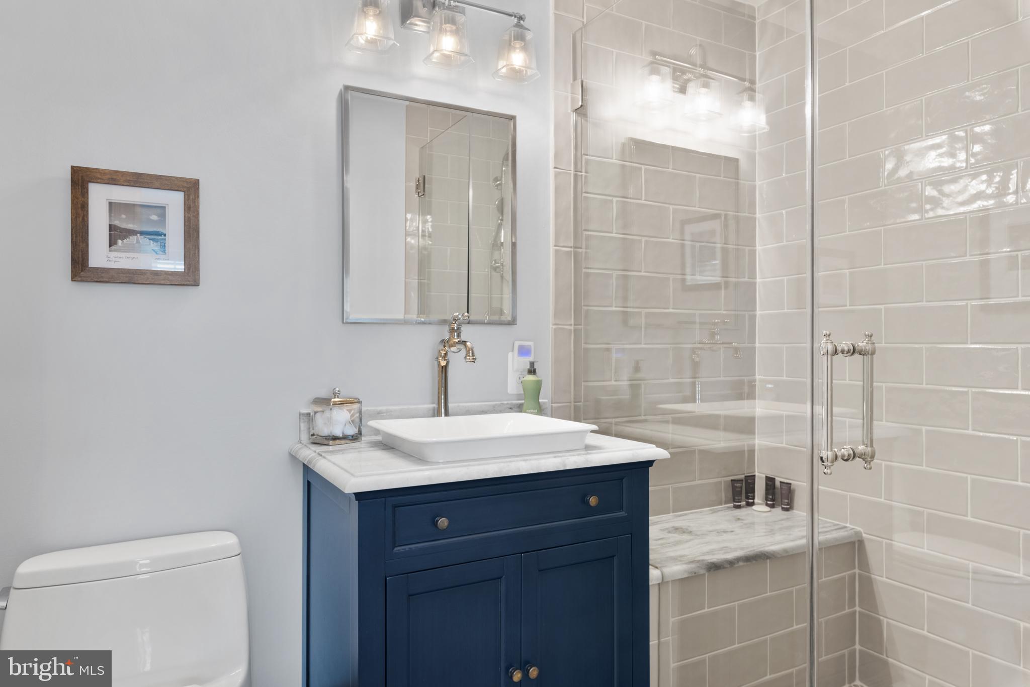 MURRAY HILL - Residential