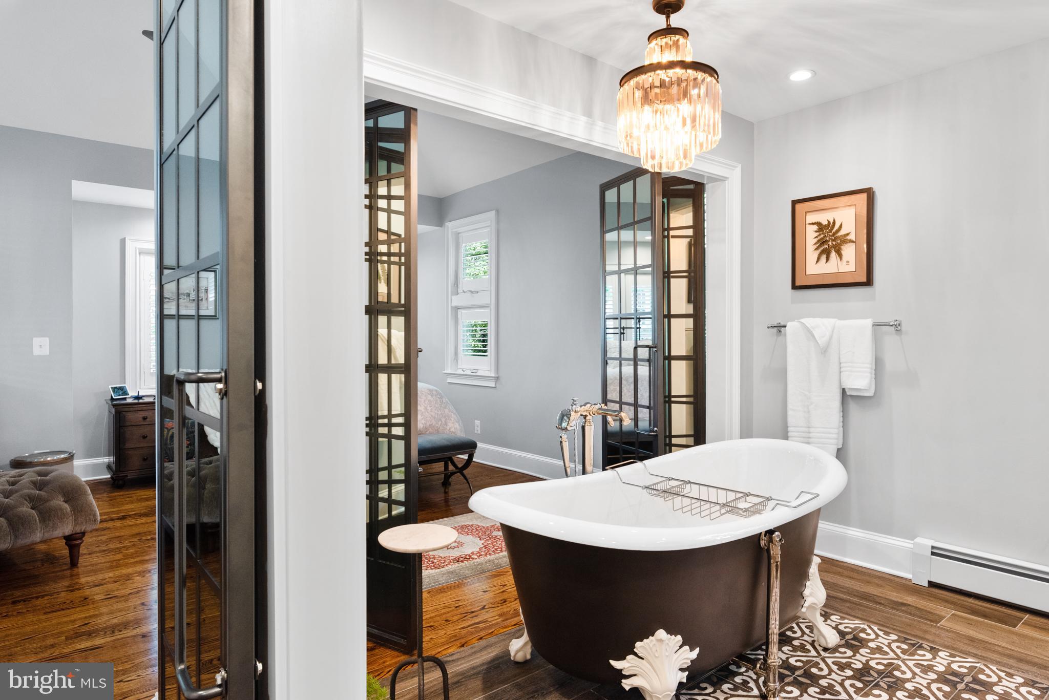 MURRAY HILL - Residential