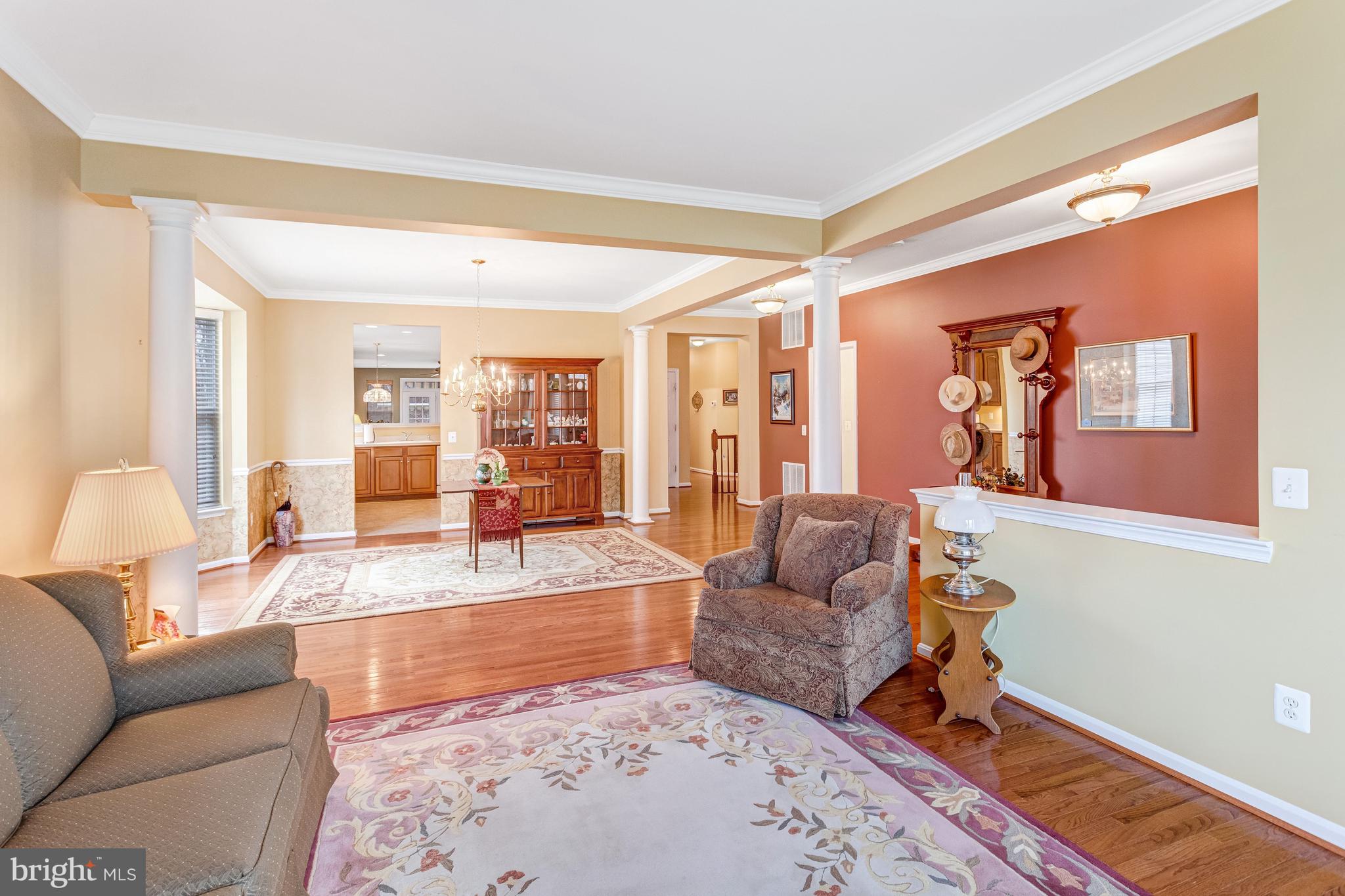 FOUR SEASONS IN HISTORIC VIRGINIA - Residential