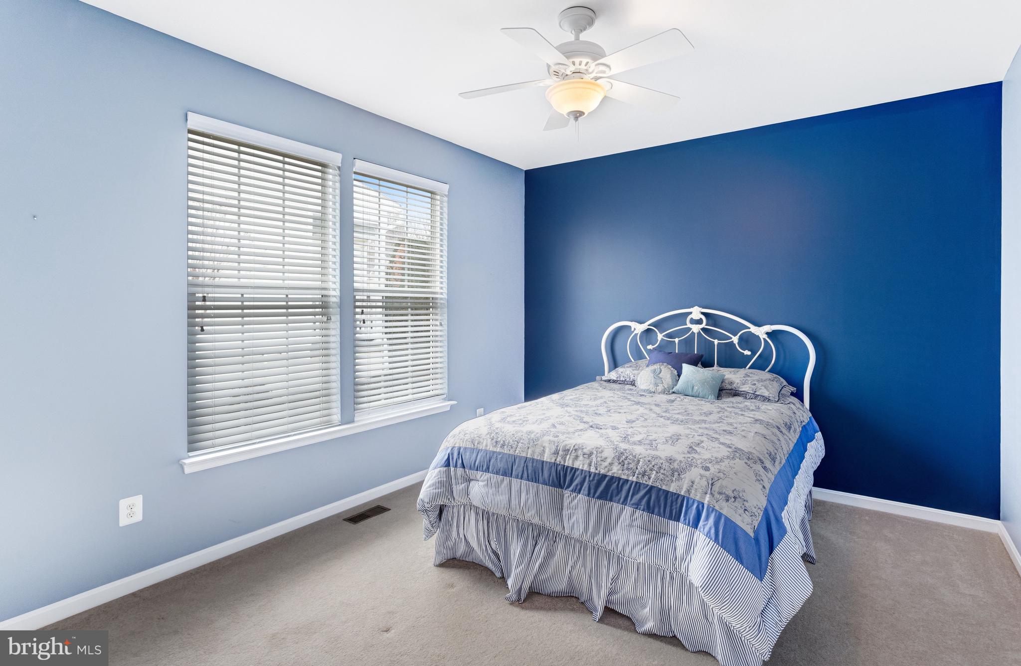 FOUR SEASONS IN HISTORIC VIRGINIA - Residential