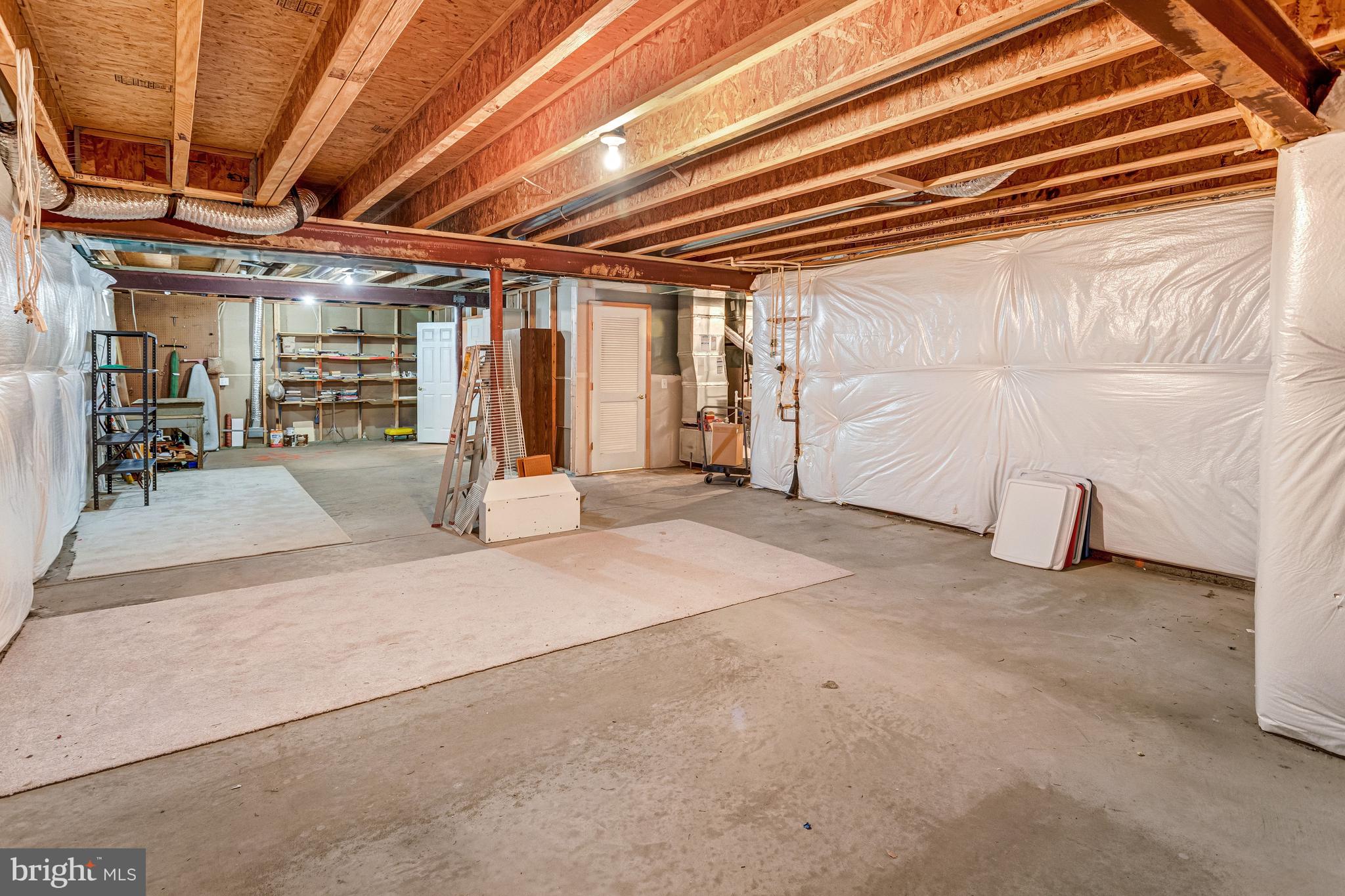 FOUR SEASONS IN HISTORIC VIRGINIA - Residential