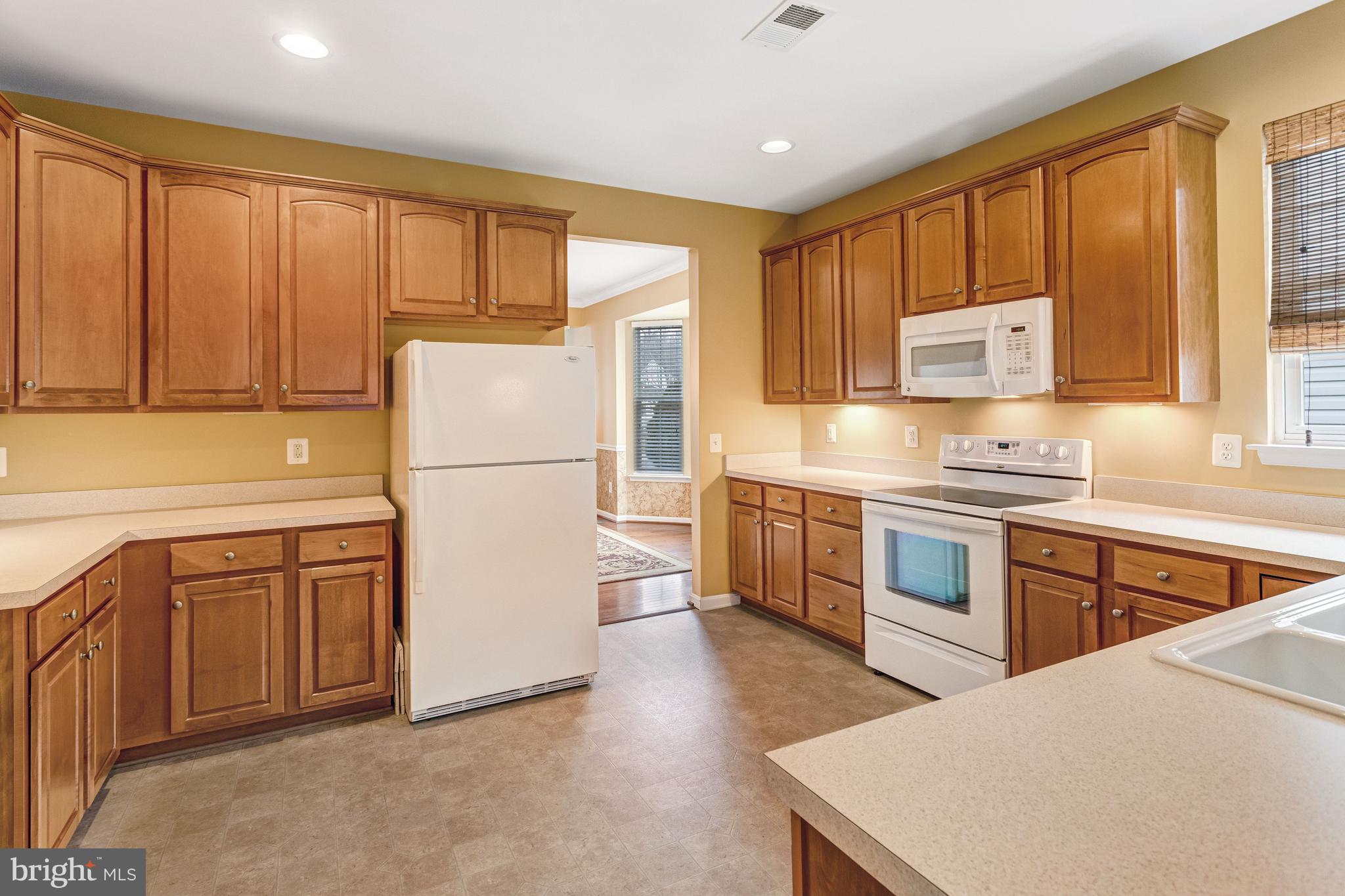 FOUR SEASONS IN HISTORIC VIRGINIA - Residential