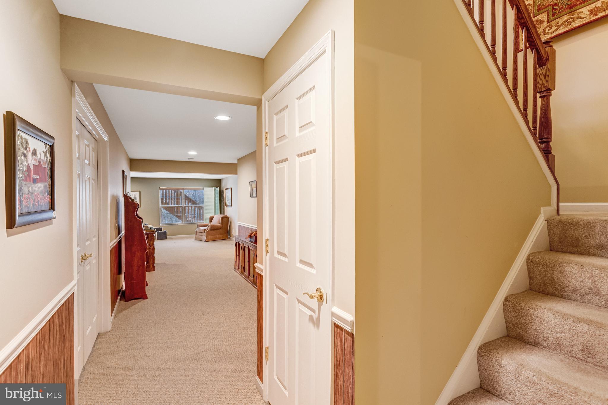 FOUR SEASONS IN HISTORIC VIRGINIA - Residential