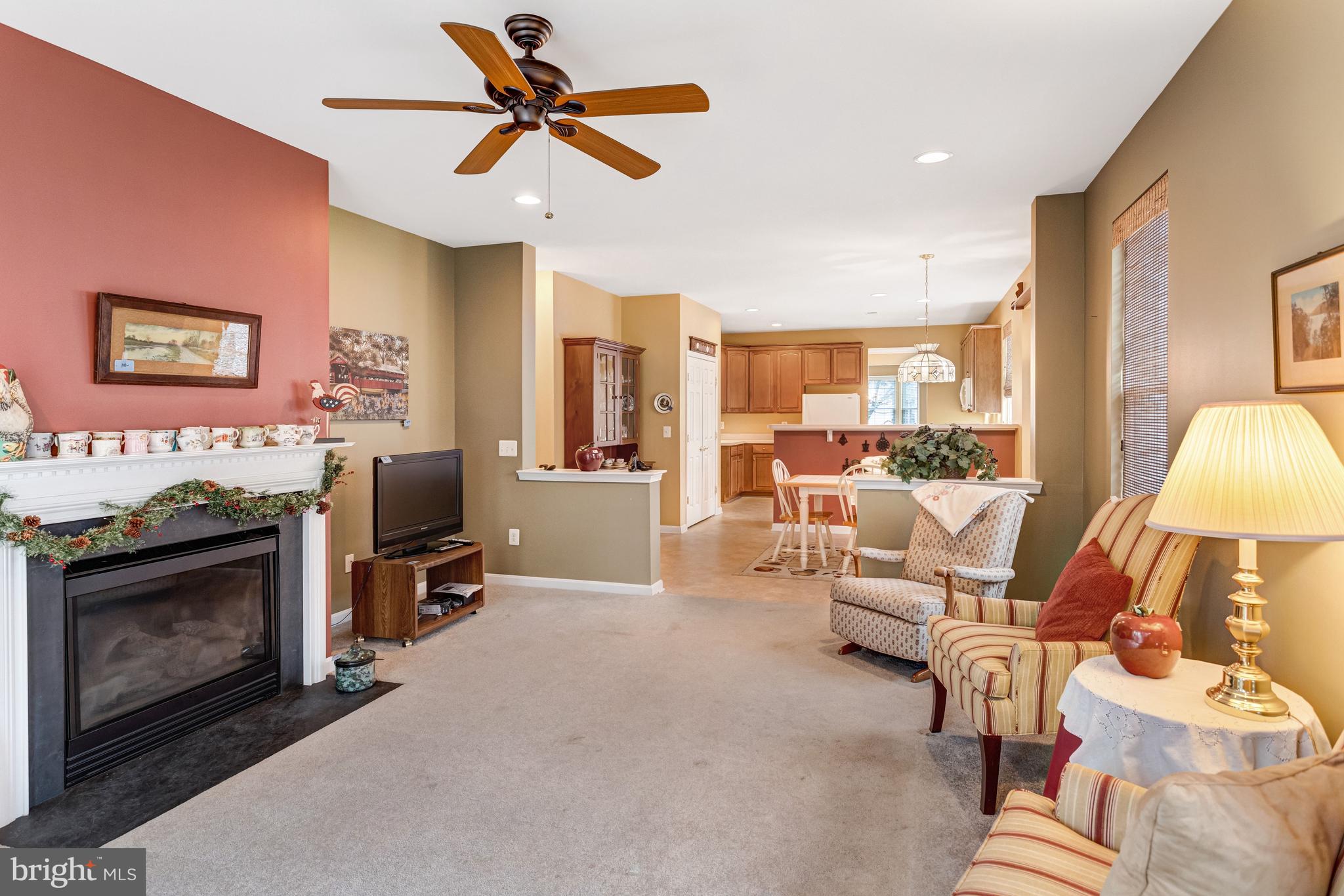 FOUR SEASONS IN HISTORIC VIRGINIA - Residential