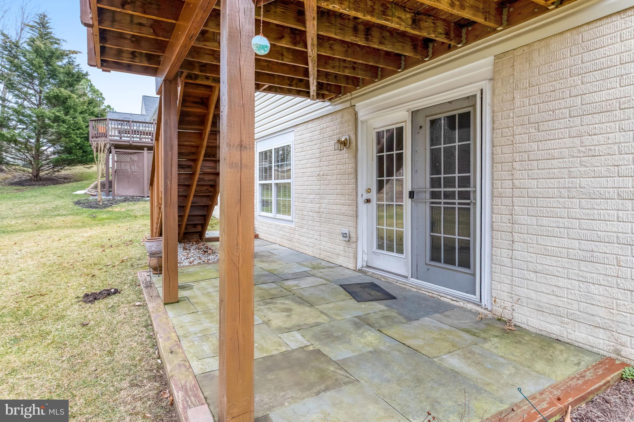 FOUR SEASONS IN HISTORIC VIRGINIA - Residential