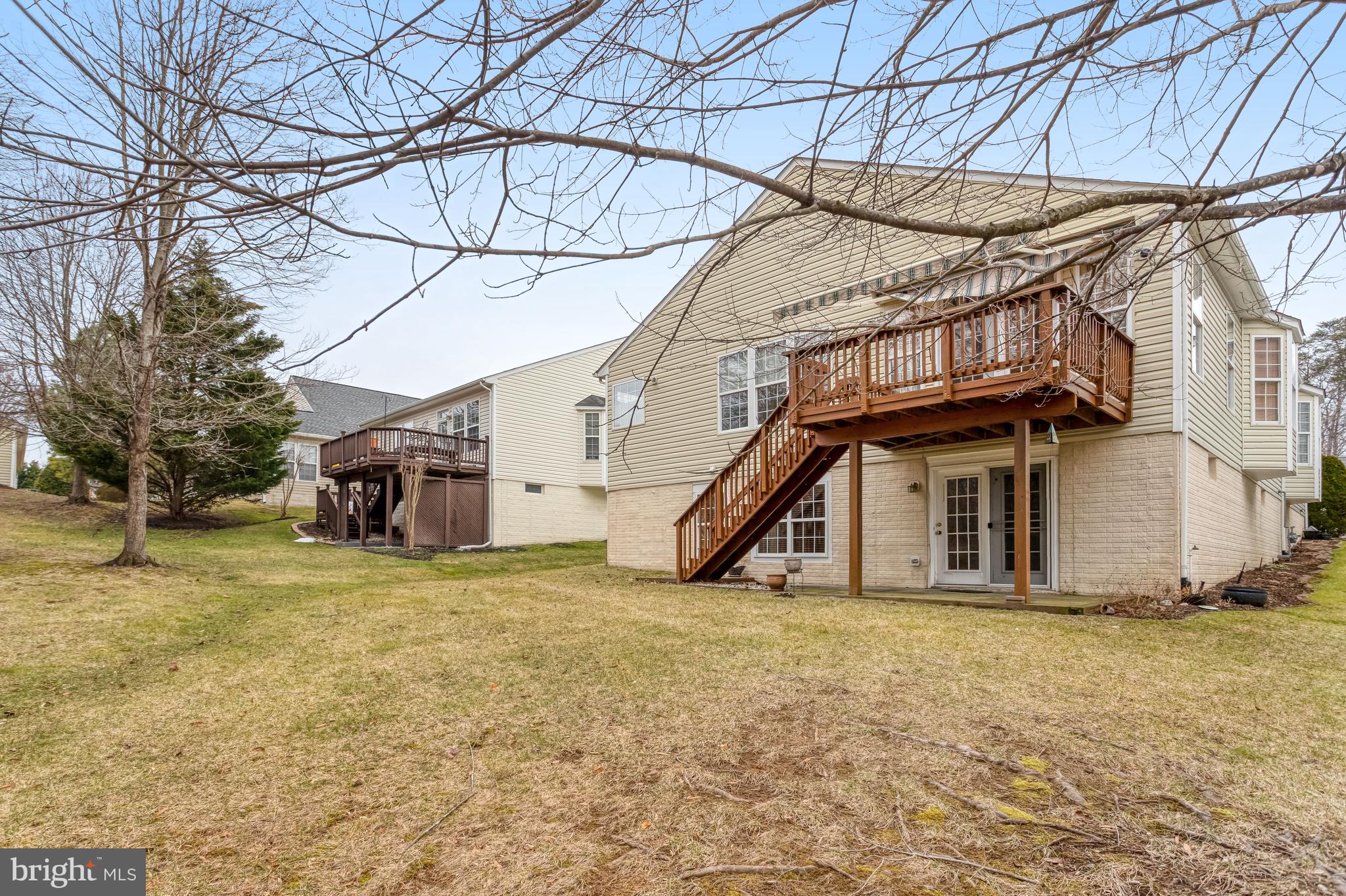 FOUR SEASONS IN HISTORIC VIRGINIA - Residential