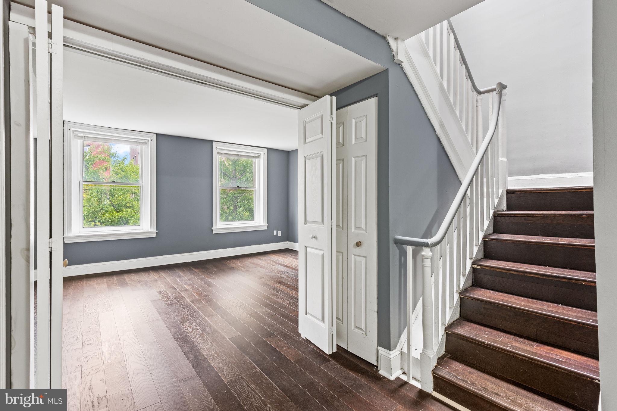 WASHINGTON SQ WEST - Residential Income