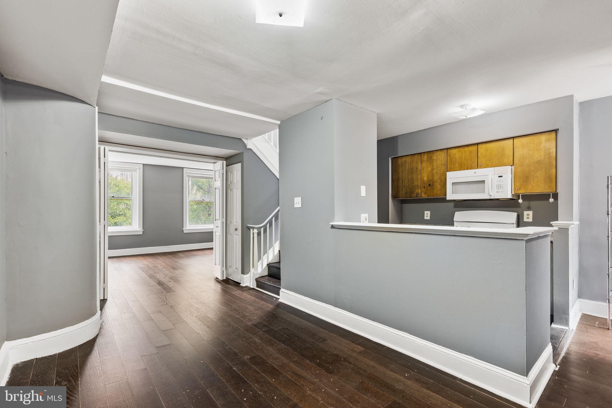 WASHINGTON SQ WEST - Residential Income