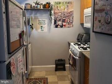 WASHINGTON SQ WEST - Residential Income