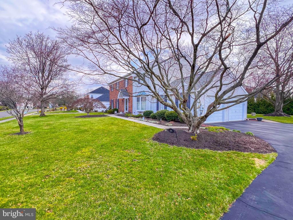 YARDLEY HUNT - Residential