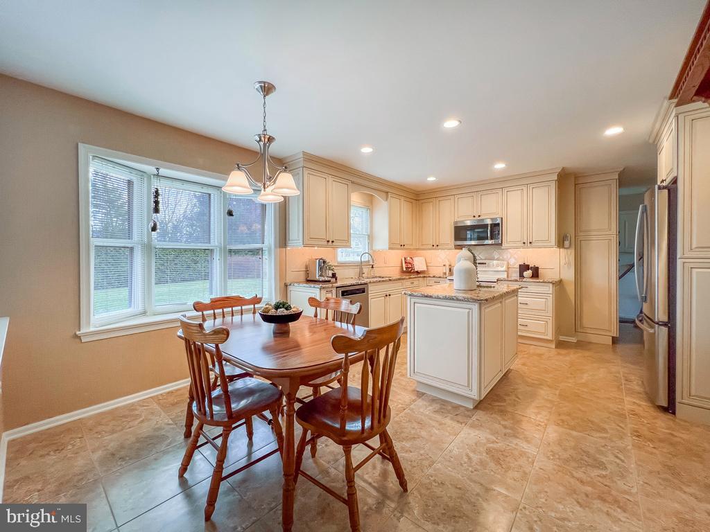 YARDLEY HUNT - Residential