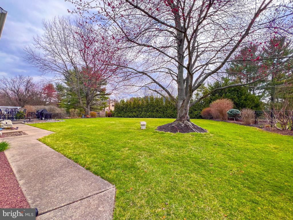 YARDLEY HUNT - Residential