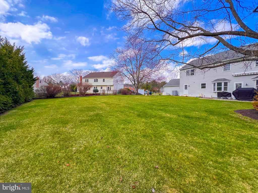 YARDLEY HUNT - Residential