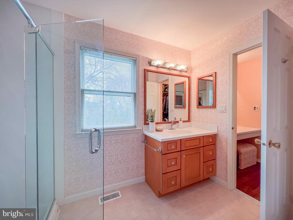 YARDLEY HUNT - Residential