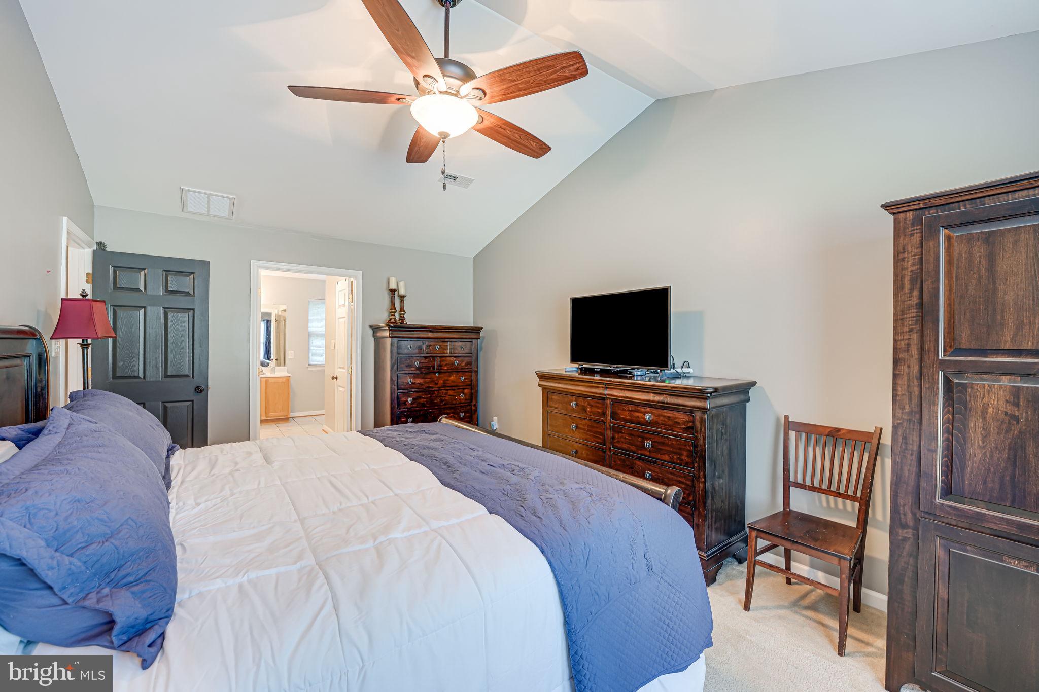 UNIONVILLE CROSSING - Residential