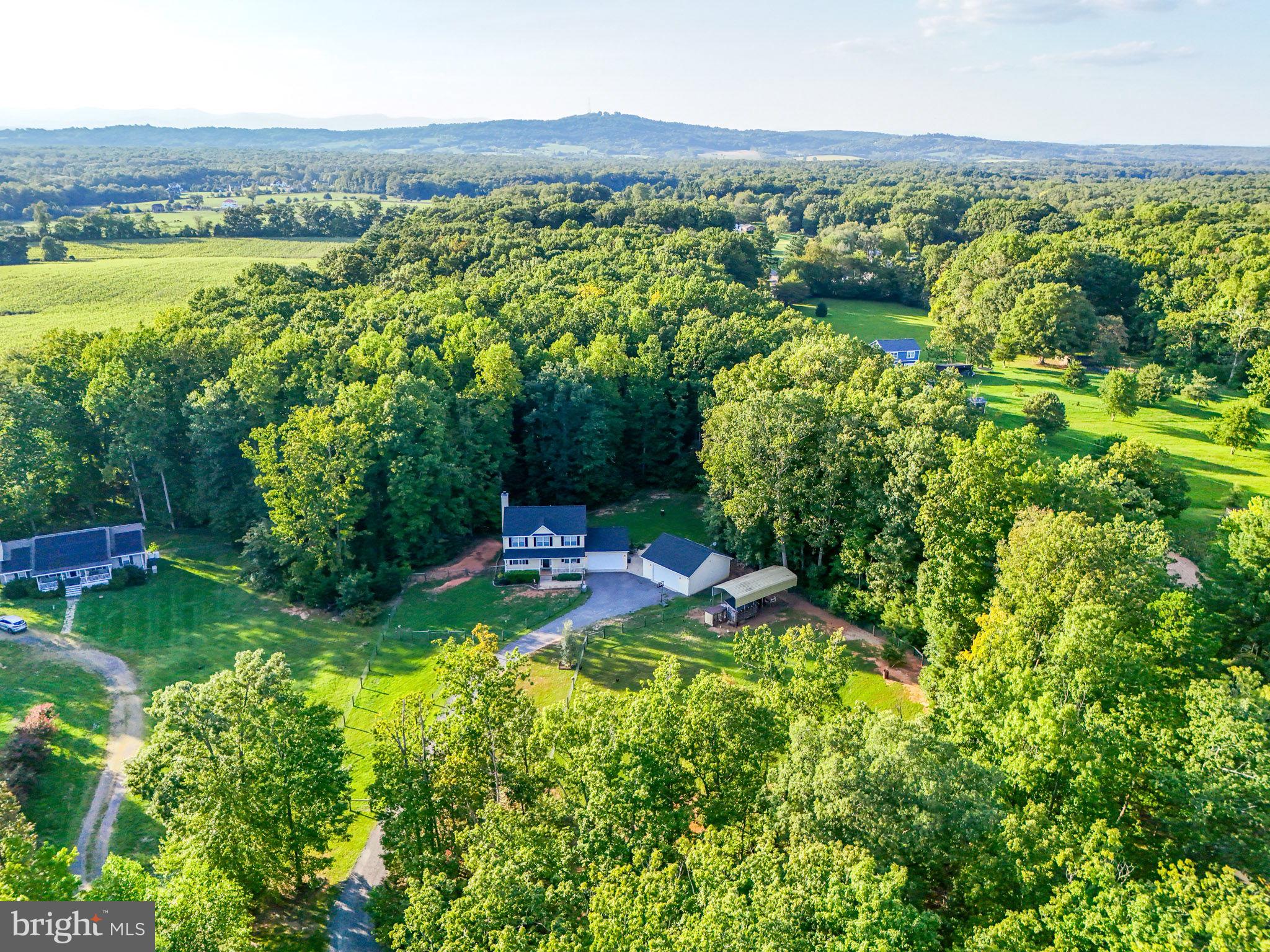 UNIONVILLE CROSSING - Residential