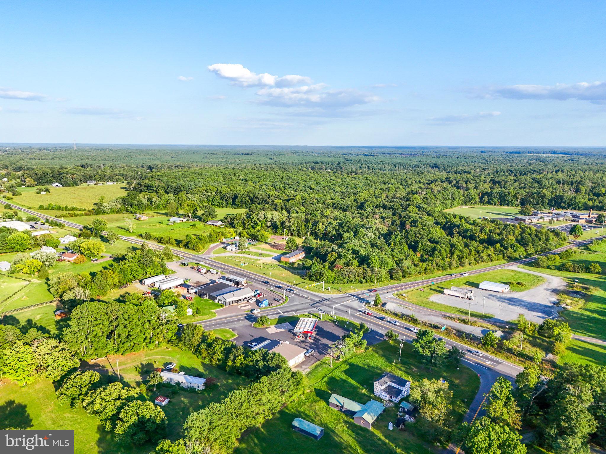 UNIONVILLE CROSSING - Residential