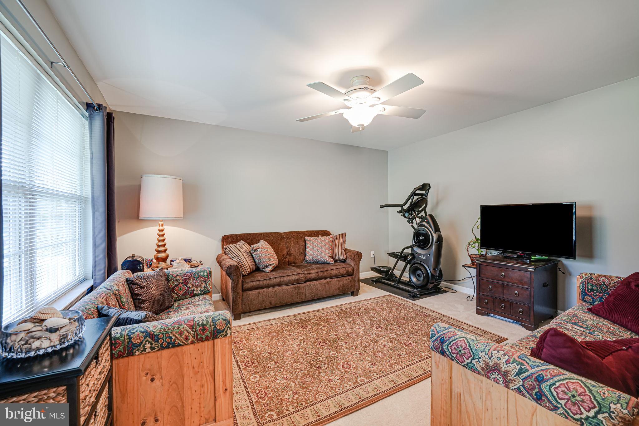 UNIONVILLE CROSSING - Residential