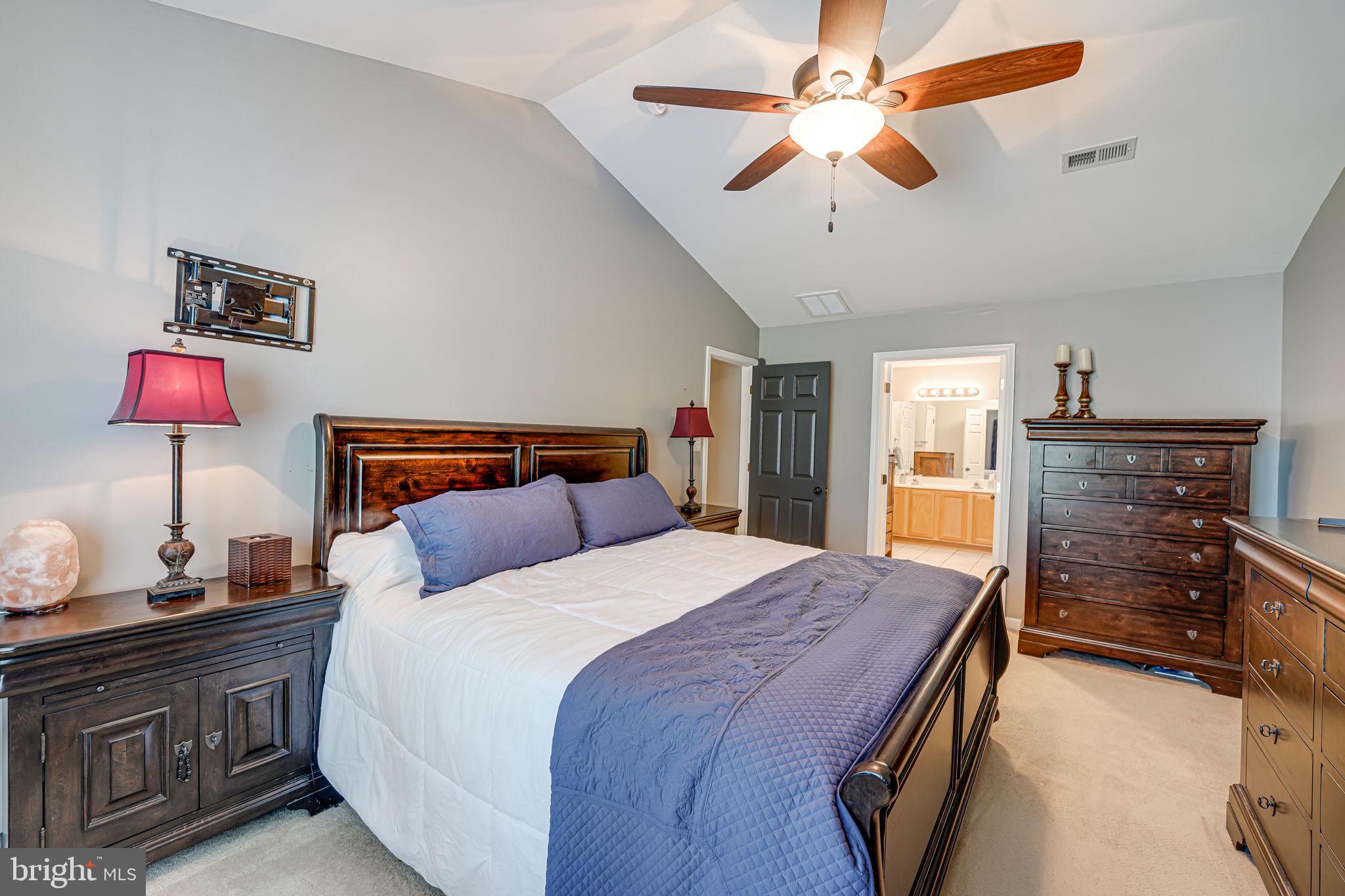 UNIONVILLE CROSSING - Residential