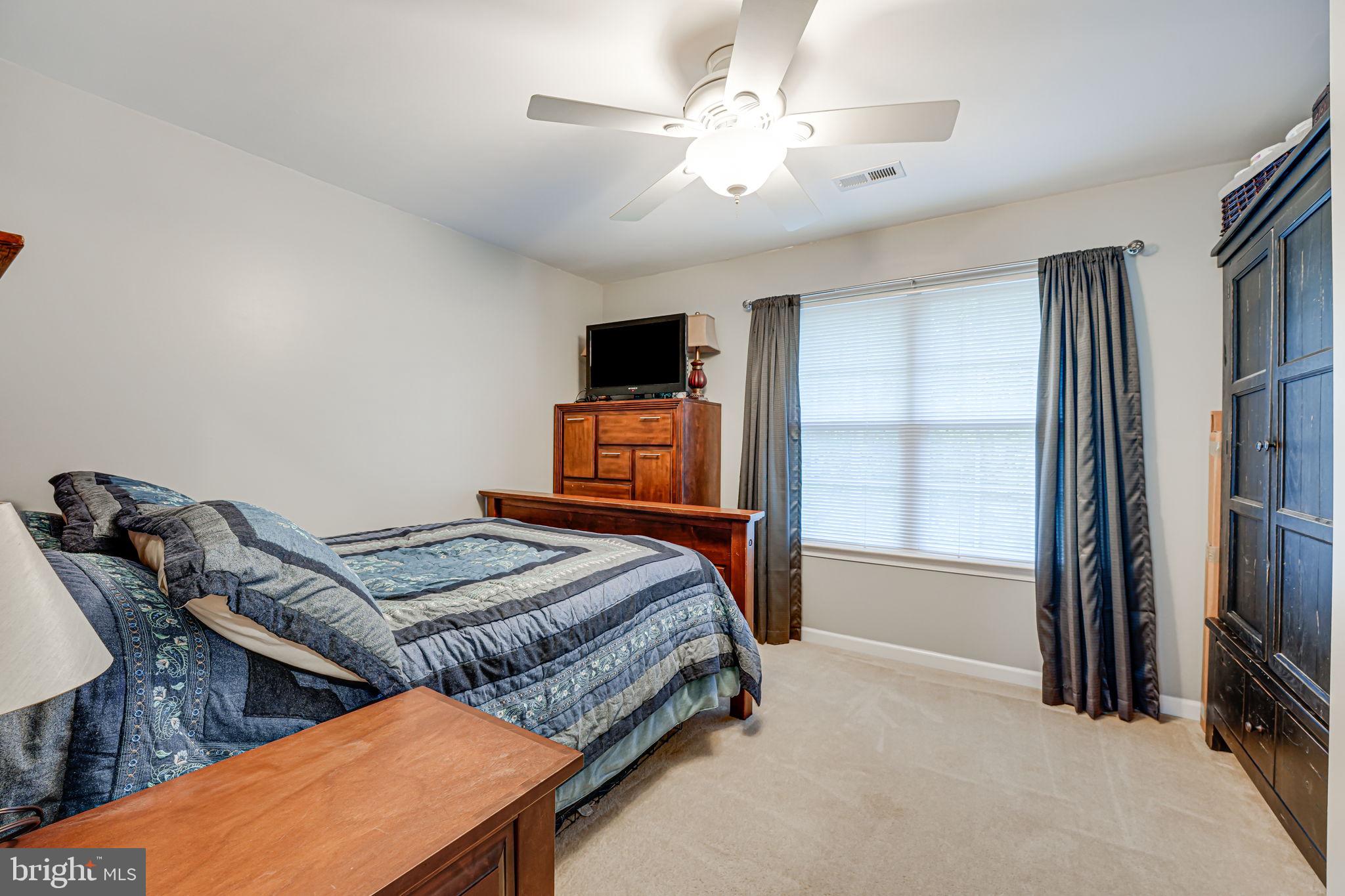 UNIONVILLE CROSSING - Residential