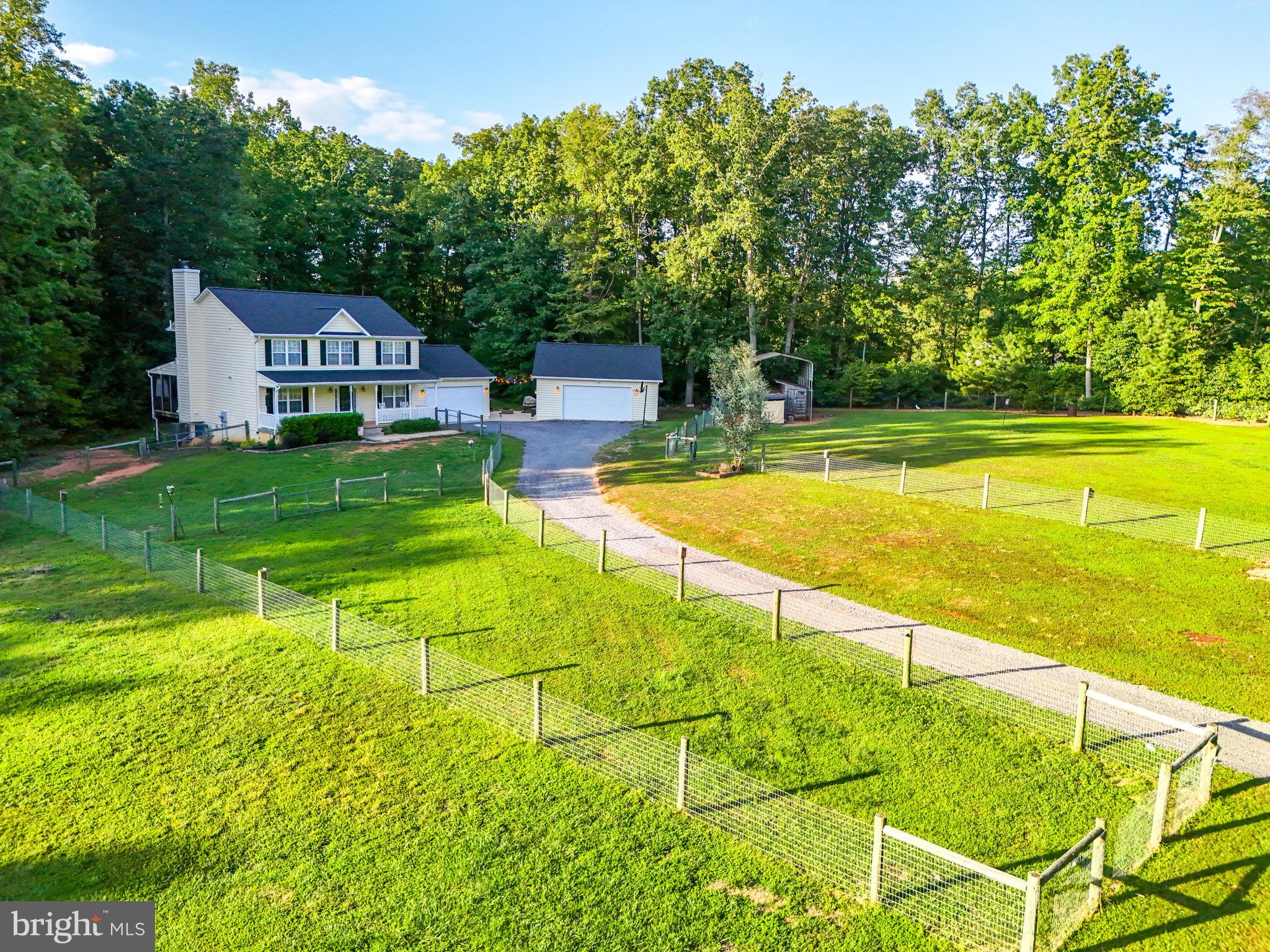 UNIONVILLE CROSSING - Residential