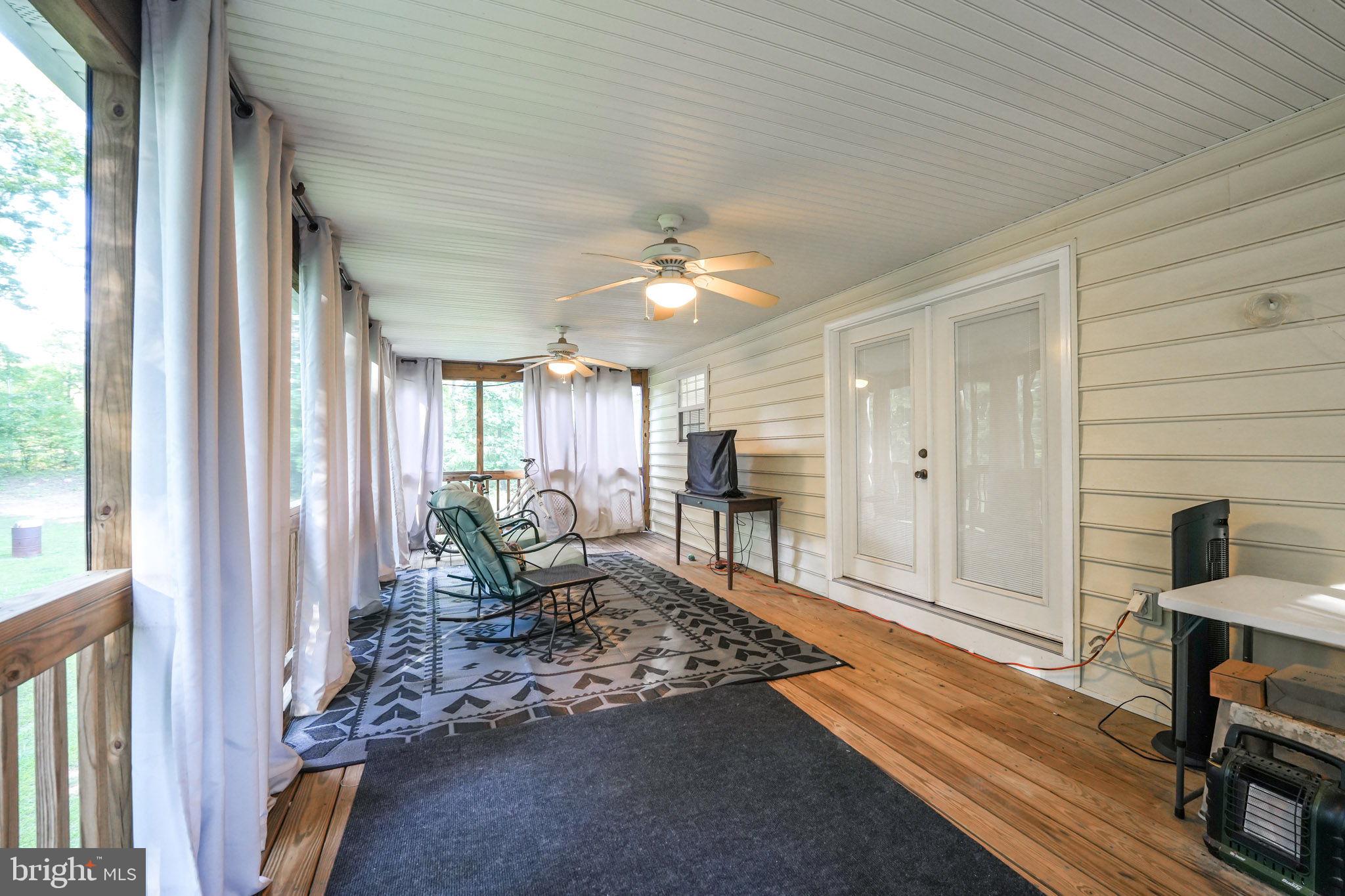 UNIONVILLE CROSSING - Residential