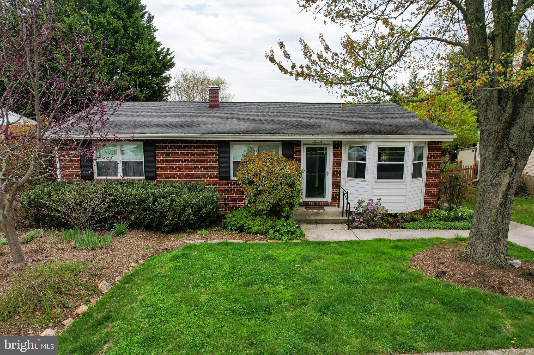 MONTROSE - Residential