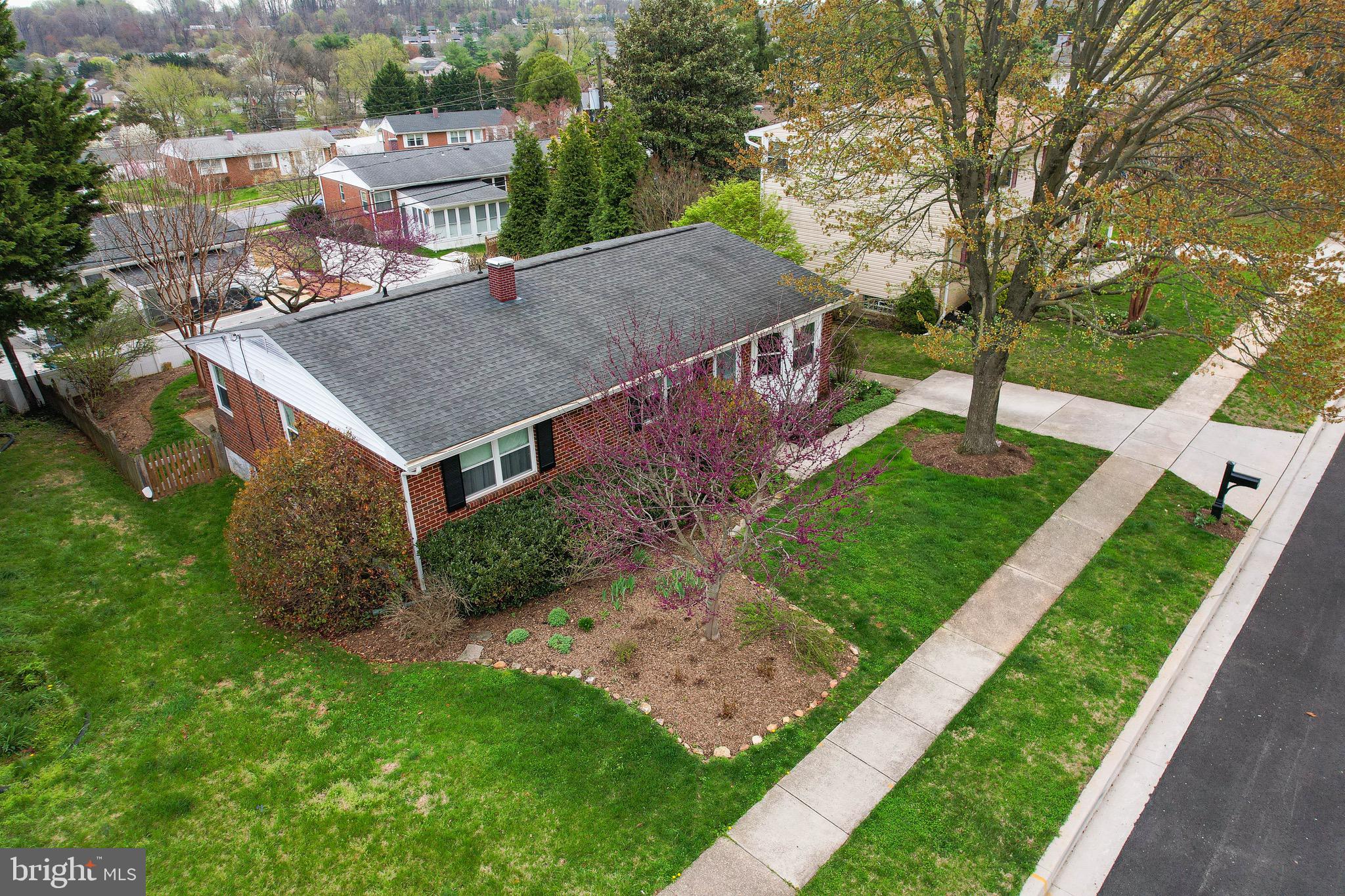 MONTROSE - Residential