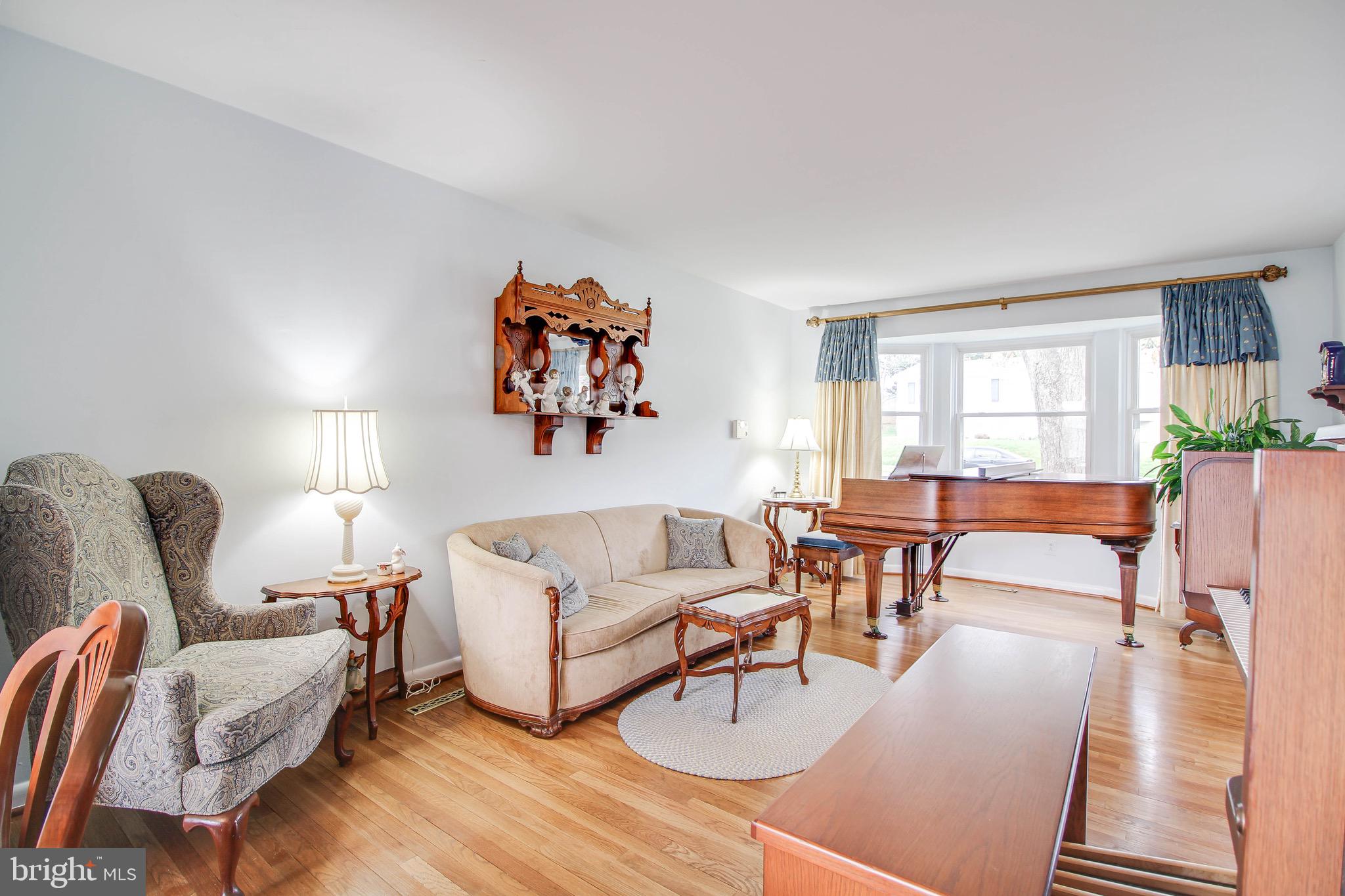 MONTROSE - Residential