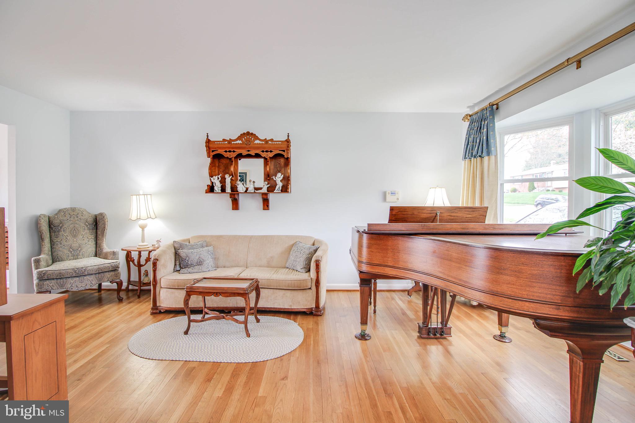 MONTROSE - Residential