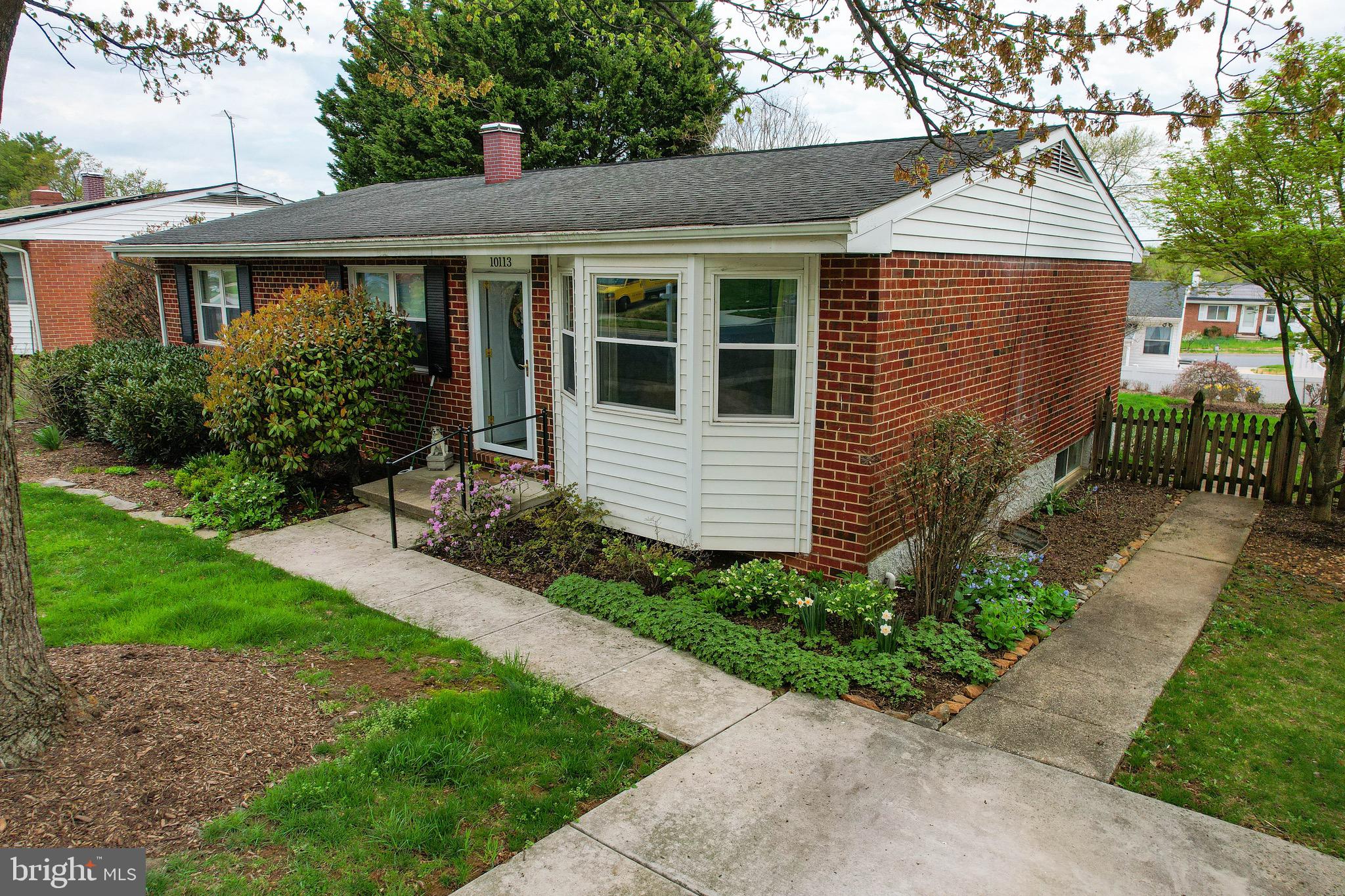 MONTROSE - Residential